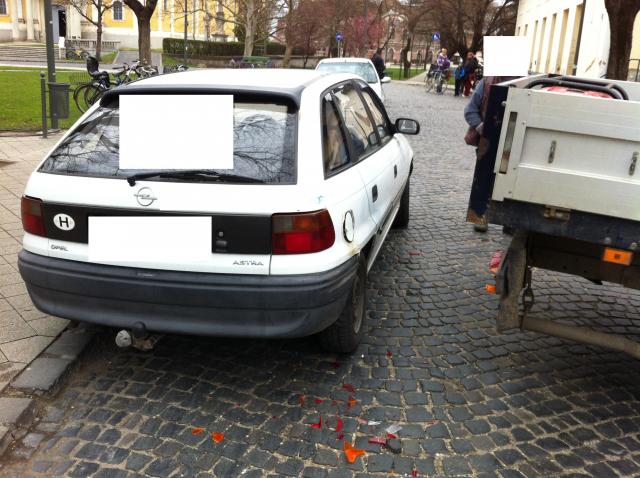 Tavaszi baleset a Kossuth téren, tanulságokkal...